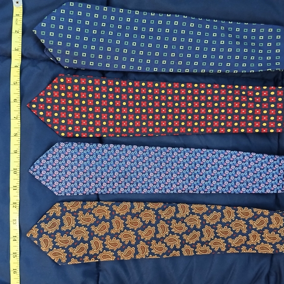 Brooks Brothers Men's Ties - Blue, Red, Navy, Brown - Picture 2 of 11